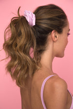 Load image into Gallery viewer, PINTINI_BAHAMAS_Hanami_Bikini ECO-Friendly multiposición y reversible_TRAVEL COLLECTION  SCRUNCHY
